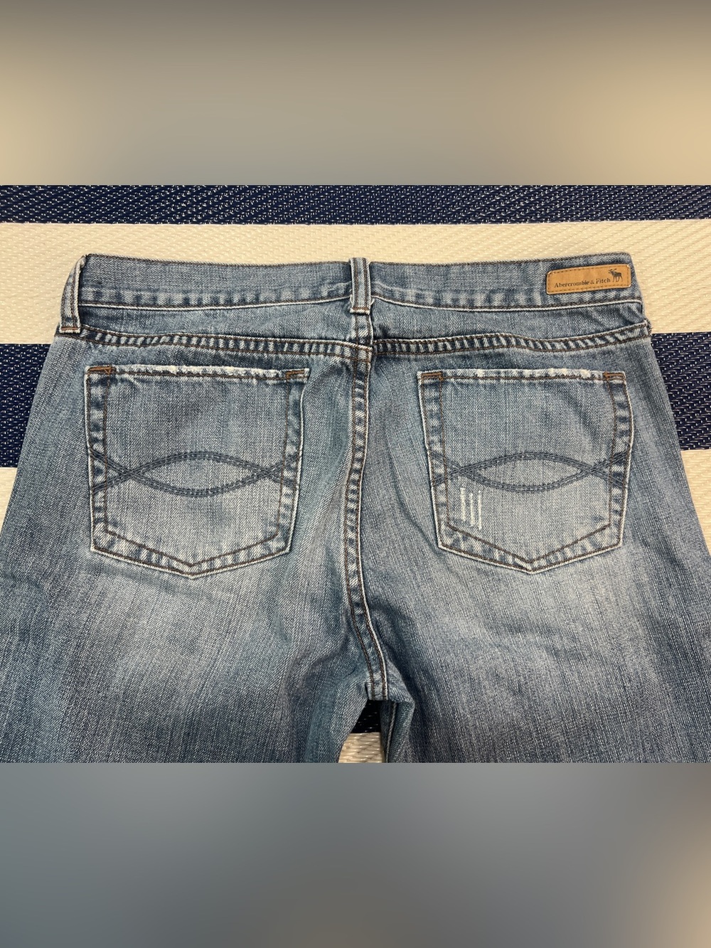 Abercrombie & Fitch 101 Flared Jeans Light Wash Y2K Denim - Picture 5 of 6